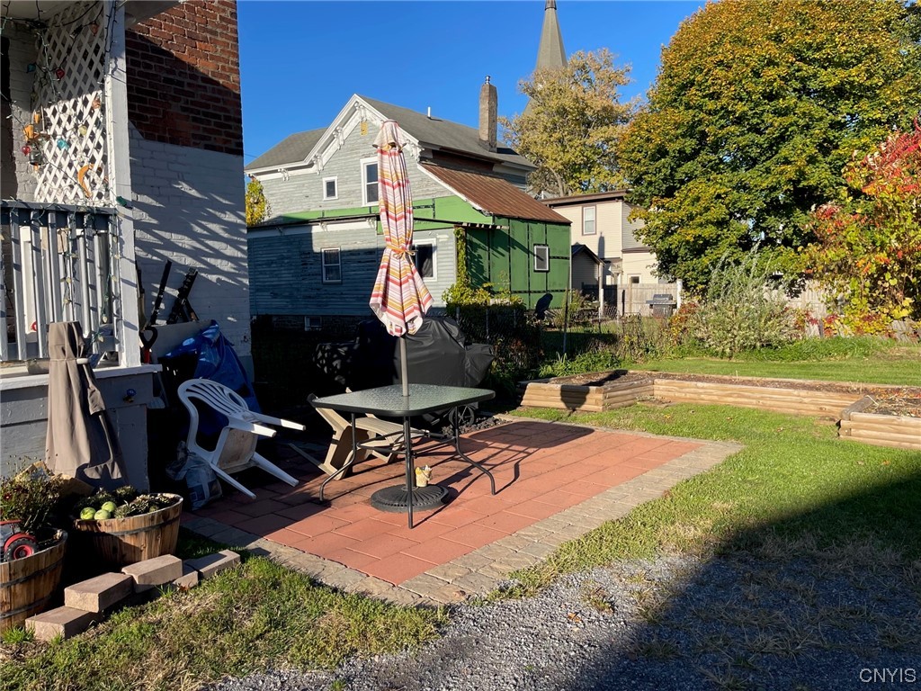117 West Walnut Street Oneida, NY 13421 - Photo 8 of 28 Rear patio!
