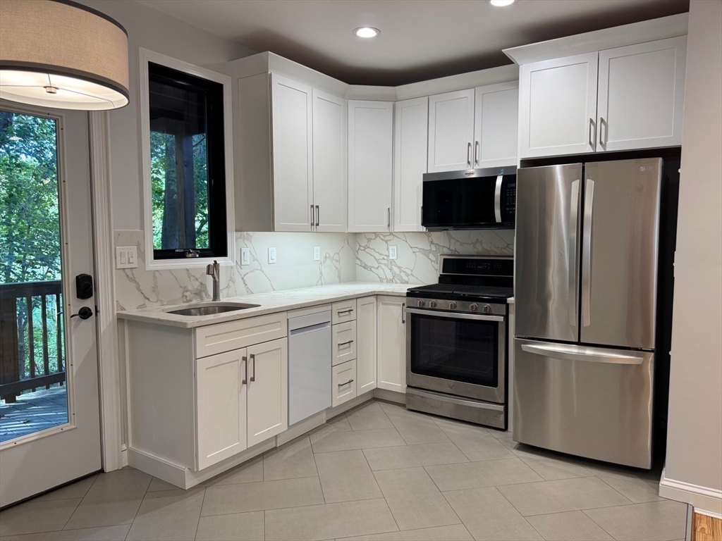 18 Reed Street, Unit 1 Arlington, MA 02474 - Photo 1 of 34