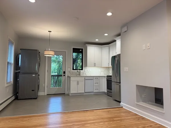 $2,900 | 18 Reed Street, Unit 1, Arlington, MA 02474