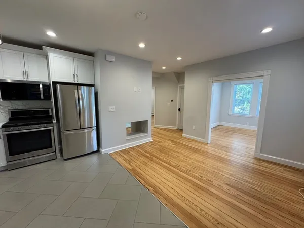 $2,900 | 18 Reed Street, Unit 1, Arlington, MA 02474