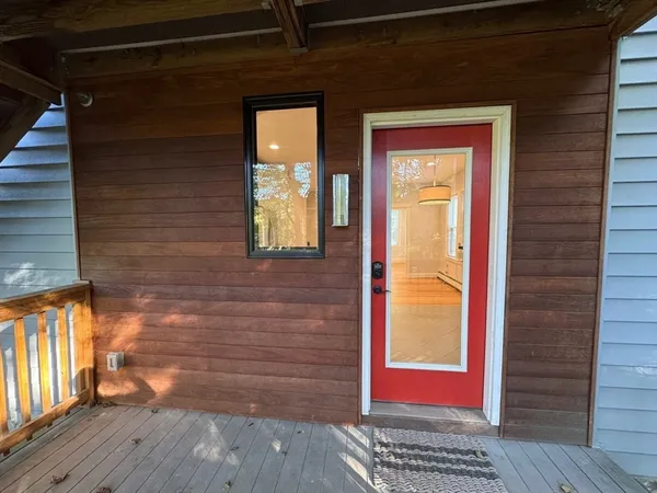 $2,900 | 18 Reed Street, Unit 1, Arlington, MA 02474