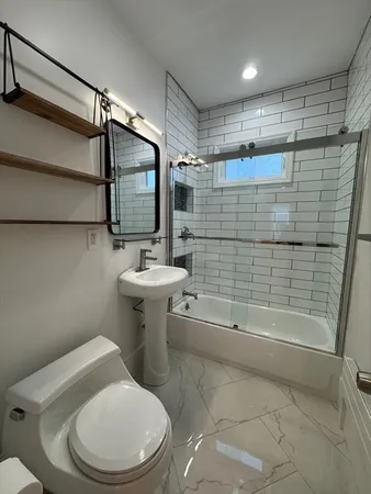 $2,900 | 18 Reed Street, Unit 1, Arlington, MA 02474