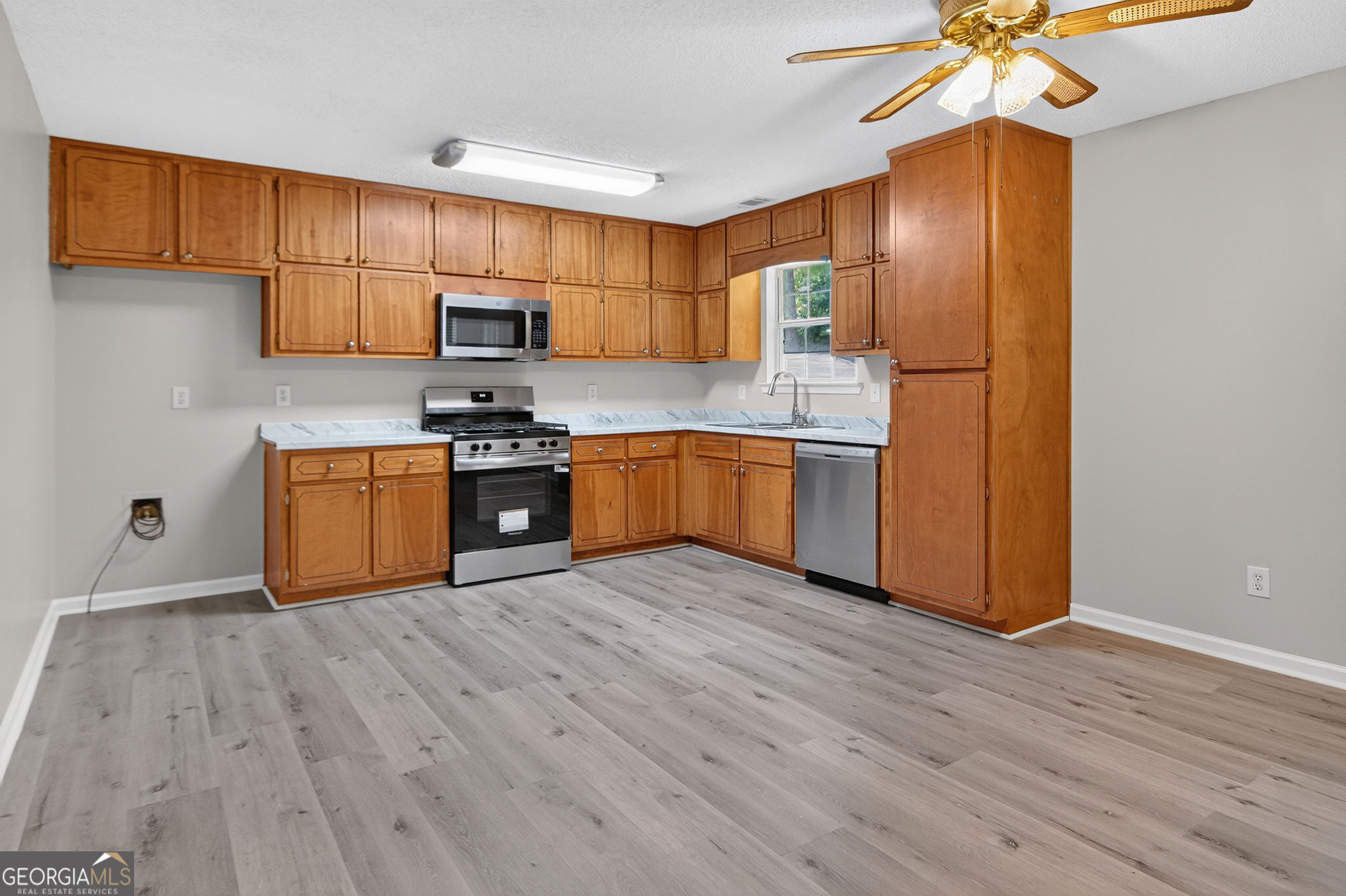 128 Cedar Ridge Road Locust Grove, GA 30248 - Photo 12 of 38