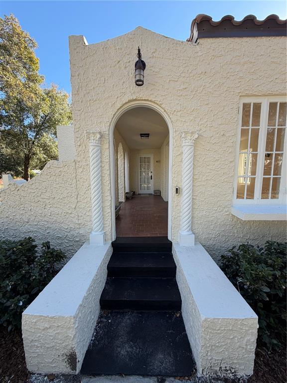 48 Harvard Street Orlando, FL 32804 - Photo 3 of 44