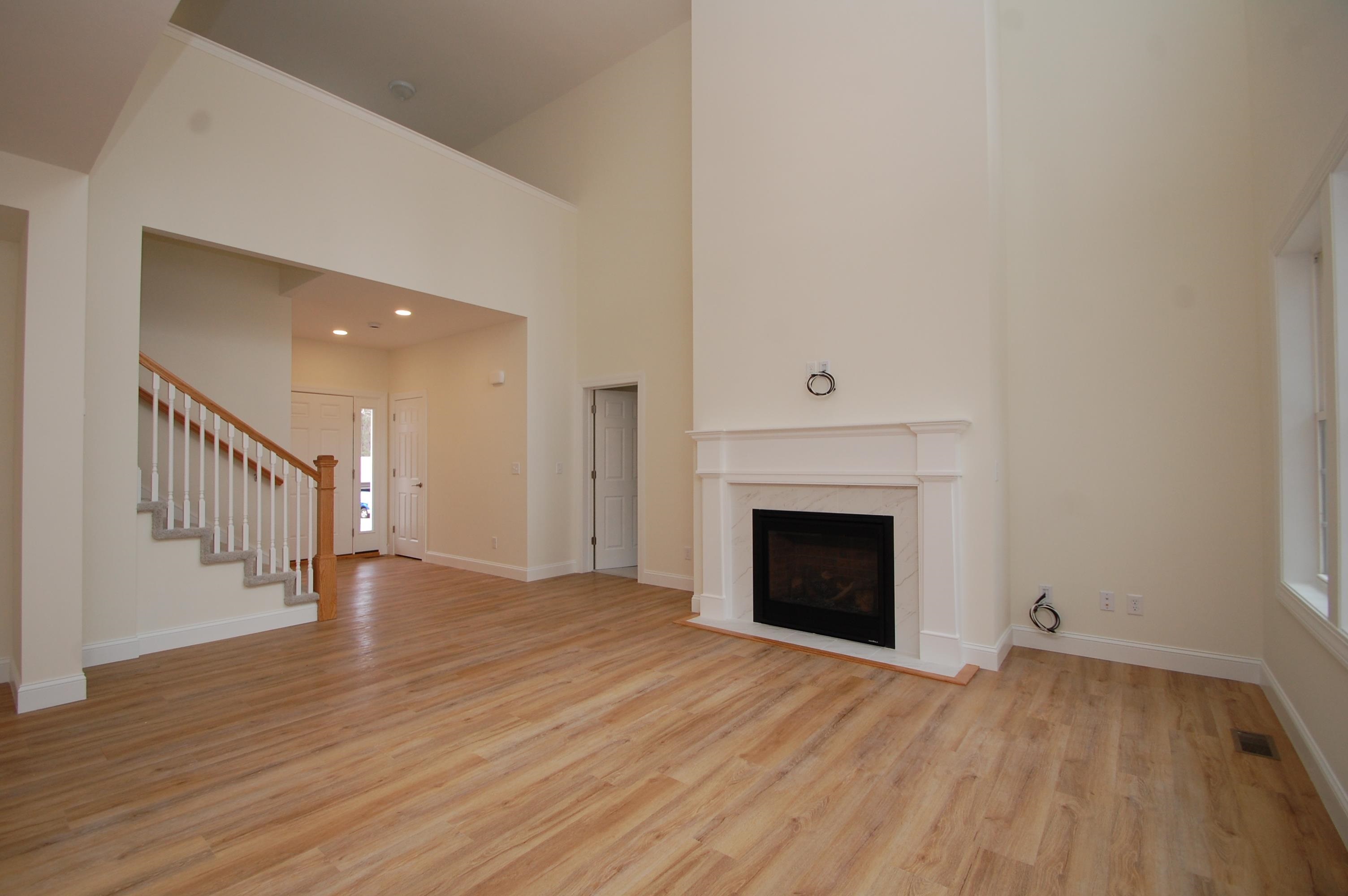 15 Reeds Ferry Way Merrimack, NH 03054 - Photo 6 of 20