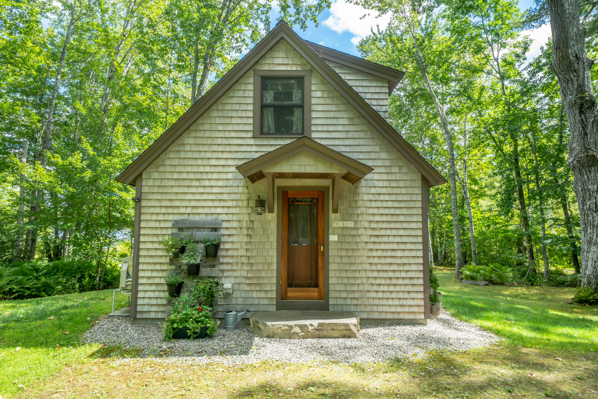 72 Poland Road Lincolnville, ME 04849 - Photo 6 of 22 72 Poland front door