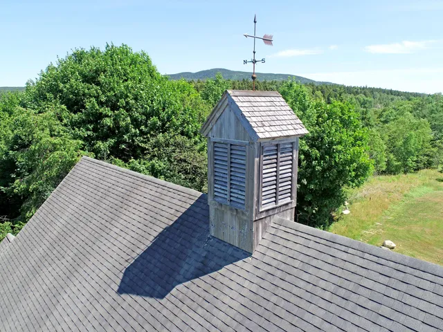 $875,000 | 26 Cape Road, Tremont, ME 04674