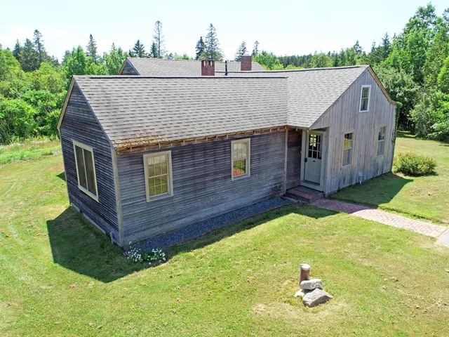 $875,000 | 26 Cape Road, Tremont, ME 04674