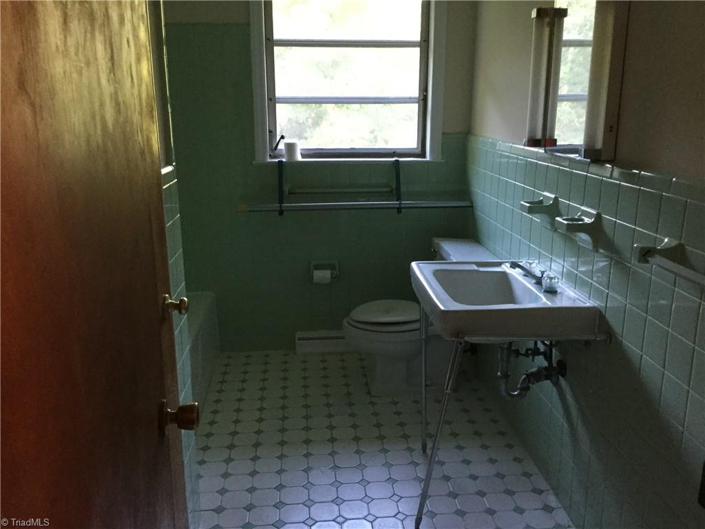 335 Knox Road Gibsonville, NC 27249 - Photo 14 of 21 Gallery Image 14