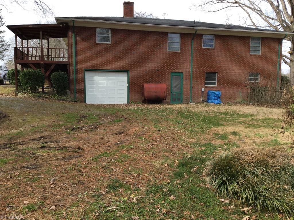 335 Knox Road Gibsonville, NC 27249 - Photo 3 of 21 Gallery Image 3