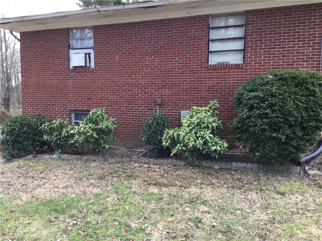 335 Knox Road Gibsonville, NC 27249 - Photo 7 of 21 Gallery Image 7