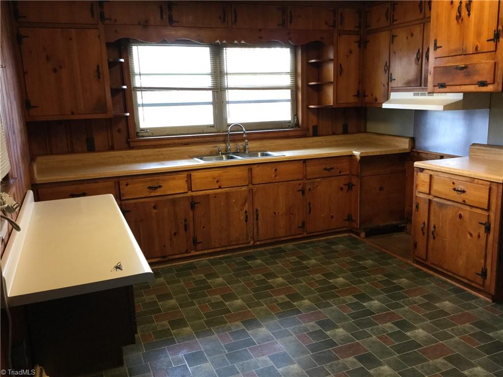 335 Knox Road Gibsonville, NC 27249 - Photo 10 of 21 Gallery Image 10