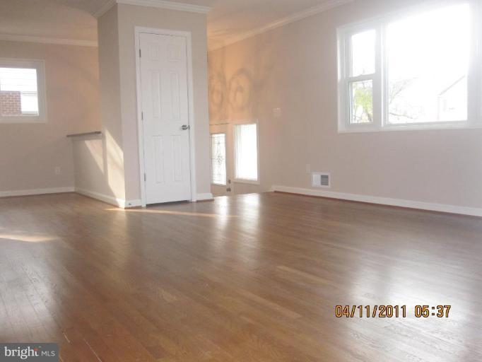 7220 Reservoir Road Springfield, VA 22150 - Photo 3 of 17 Family Room #2