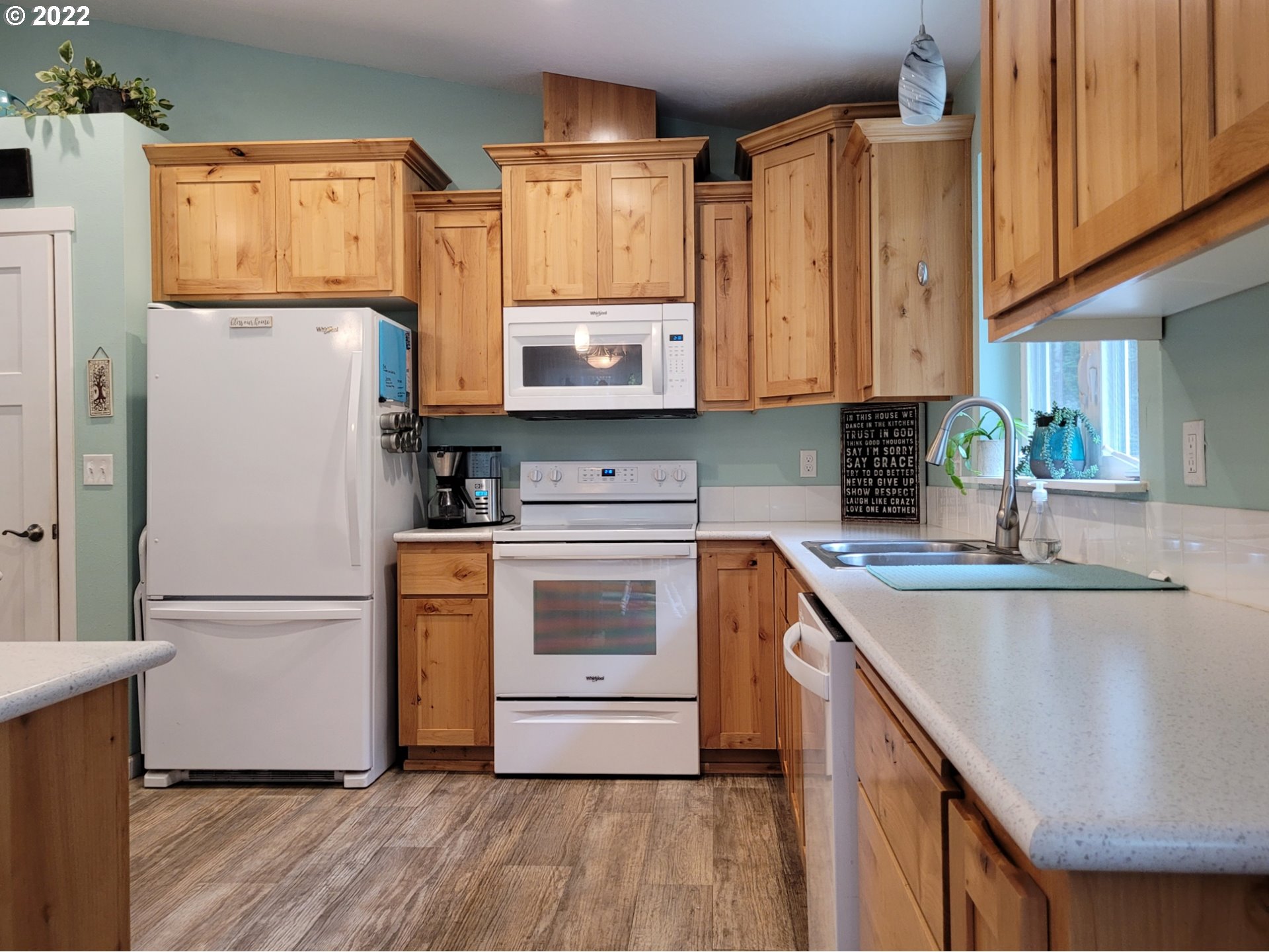 42533 Gull Road Port Orford, OR 97465 - Photo 11 of 32 Kitchen