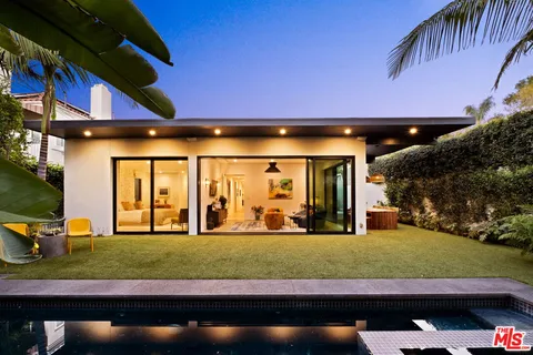 $4,050,000 | 157 South Lucerne Boulevard, Los Angeles, CA 90004