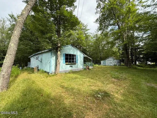 $65,000 | 15 Pine Lane, Berlin, NY 12138