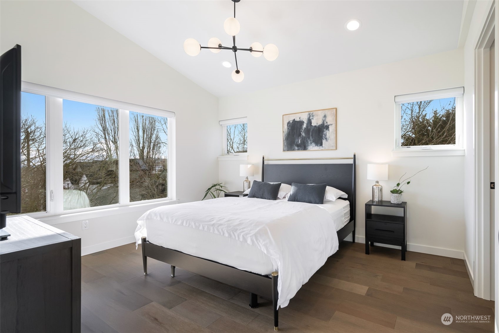 1127 Northwest 60th Street, Unit B Seattle, WA 98107 - Photo 18 of 40