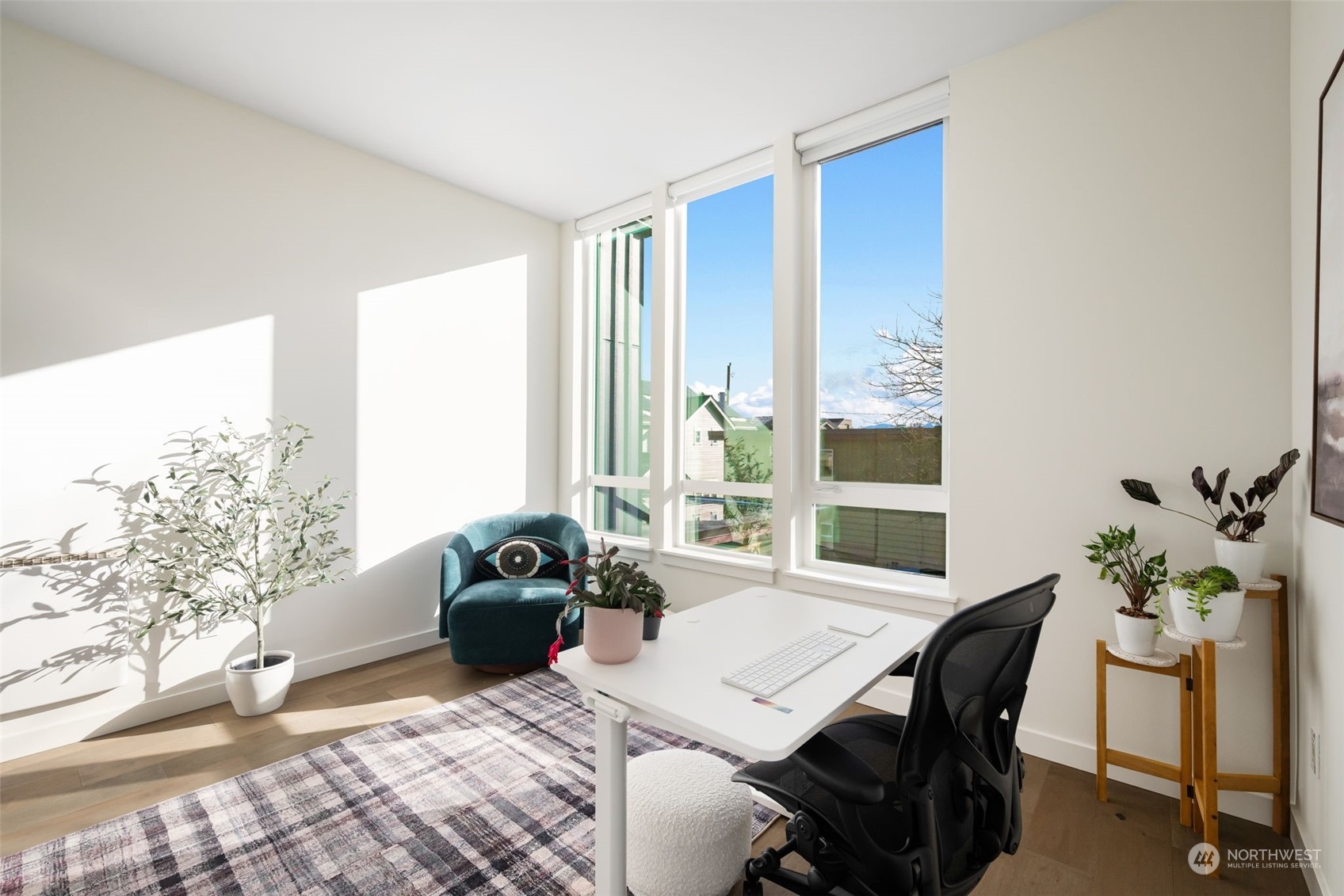 1127 Northwest 60th Street, Unit B Seattle, WA 98107 - Photo 31 of 40
