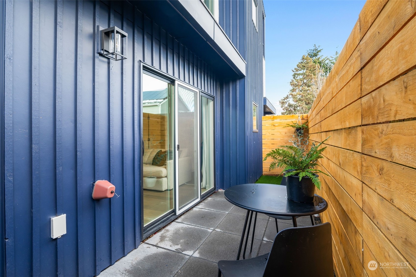 1127 Northwest 60th Street, Unit B Seattle, WA 98107 - Photo 6 of 40