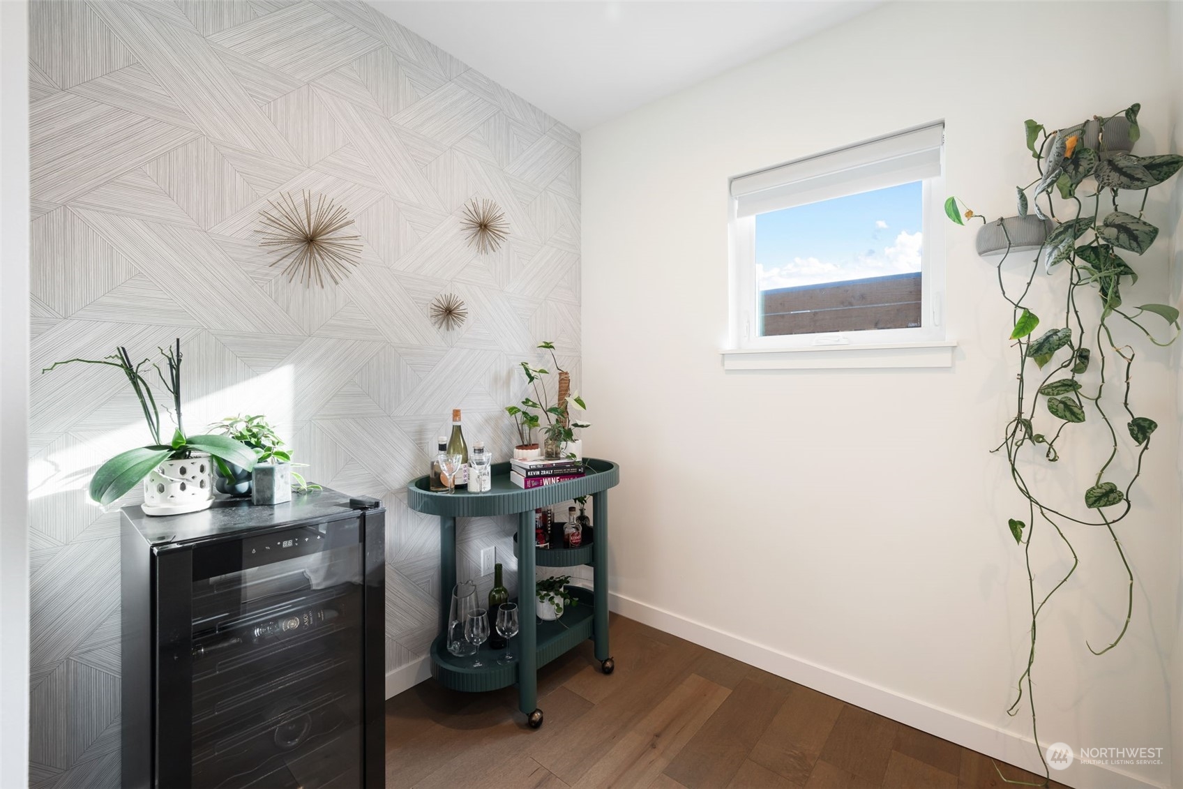 1127 Northwest 60th Street, Unit B Seattle, WA 98107 - Photo 10 of 40