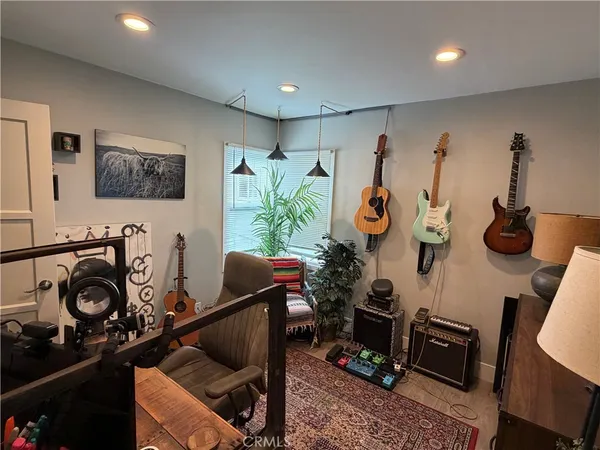 $3,300 | 2852 Exposition Boulevard, Unit C, Santa Monica, CA 90404