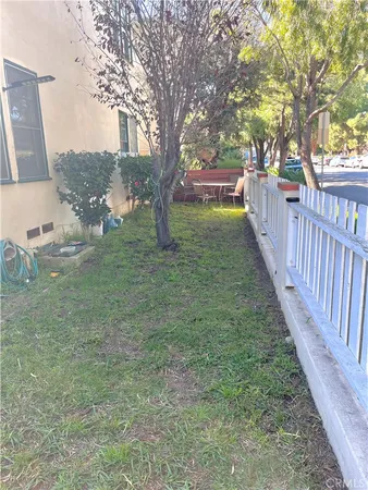 $3,300 | 2852 Exposition Boulevard, Unit C, Santa Monica, CA 90404