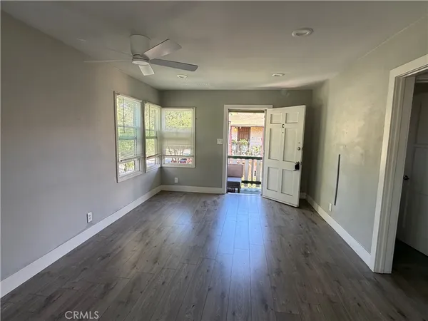 $3,300 | 2852 Exposition Boulevard, Unit C, Santa Monica, CA 90404