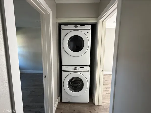 $3,300 | 2852 Exposition Boulevard, Unit C, Santa Monica, CA 90404