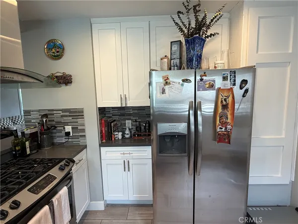 $3,300 | 2852 Exposition Boulevard, Unit C, Santa Monica, CA 90404