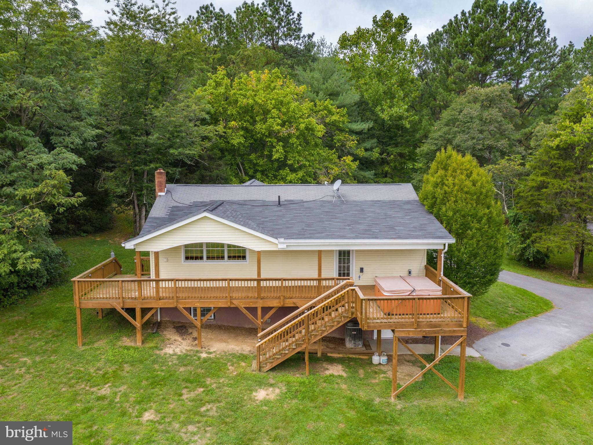 19716 Fort Valley Road Strasburg, VA 22657 - Photo 36 of 60 Gallery Image 36