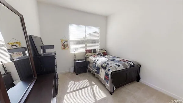 $4,300 | 195 Follyhatch, Irvine, CA 92618