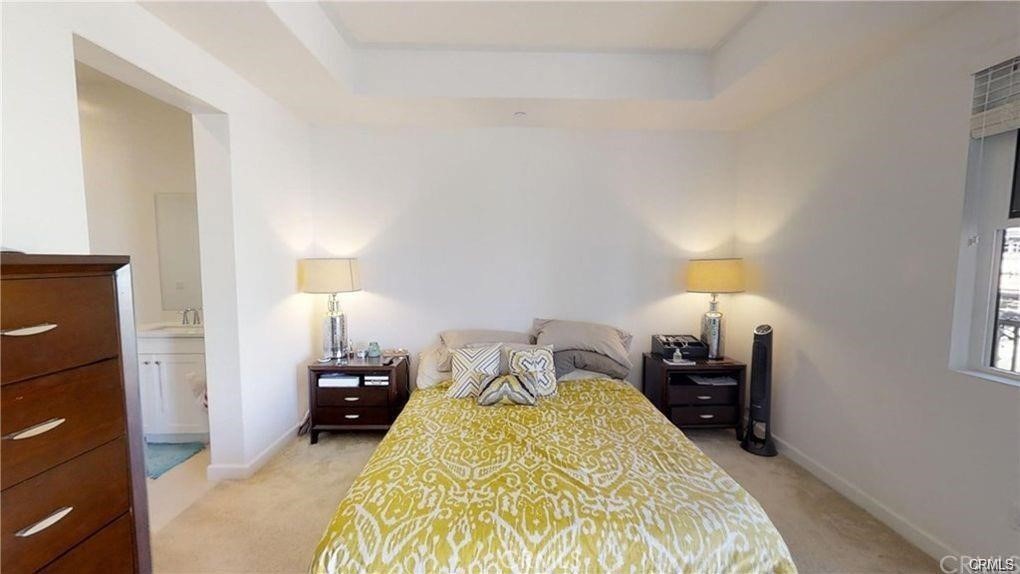 195 Follyhatch Irvine, CA 92618 - Photo 10 of 12 Master bedroom