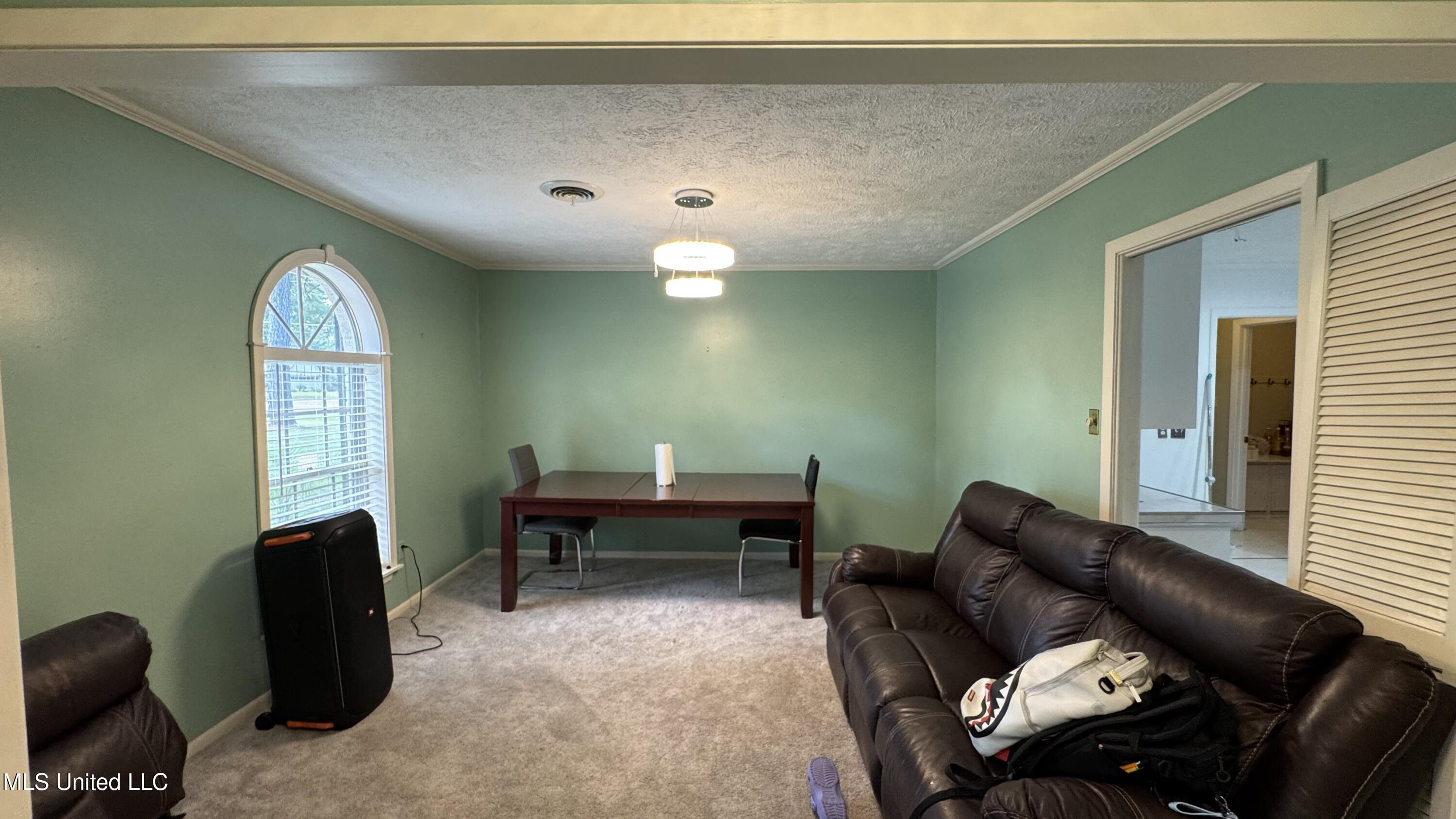 108 Azalea Drive Forest, MS 39074 - Photo 3 of 31 IMG_3710