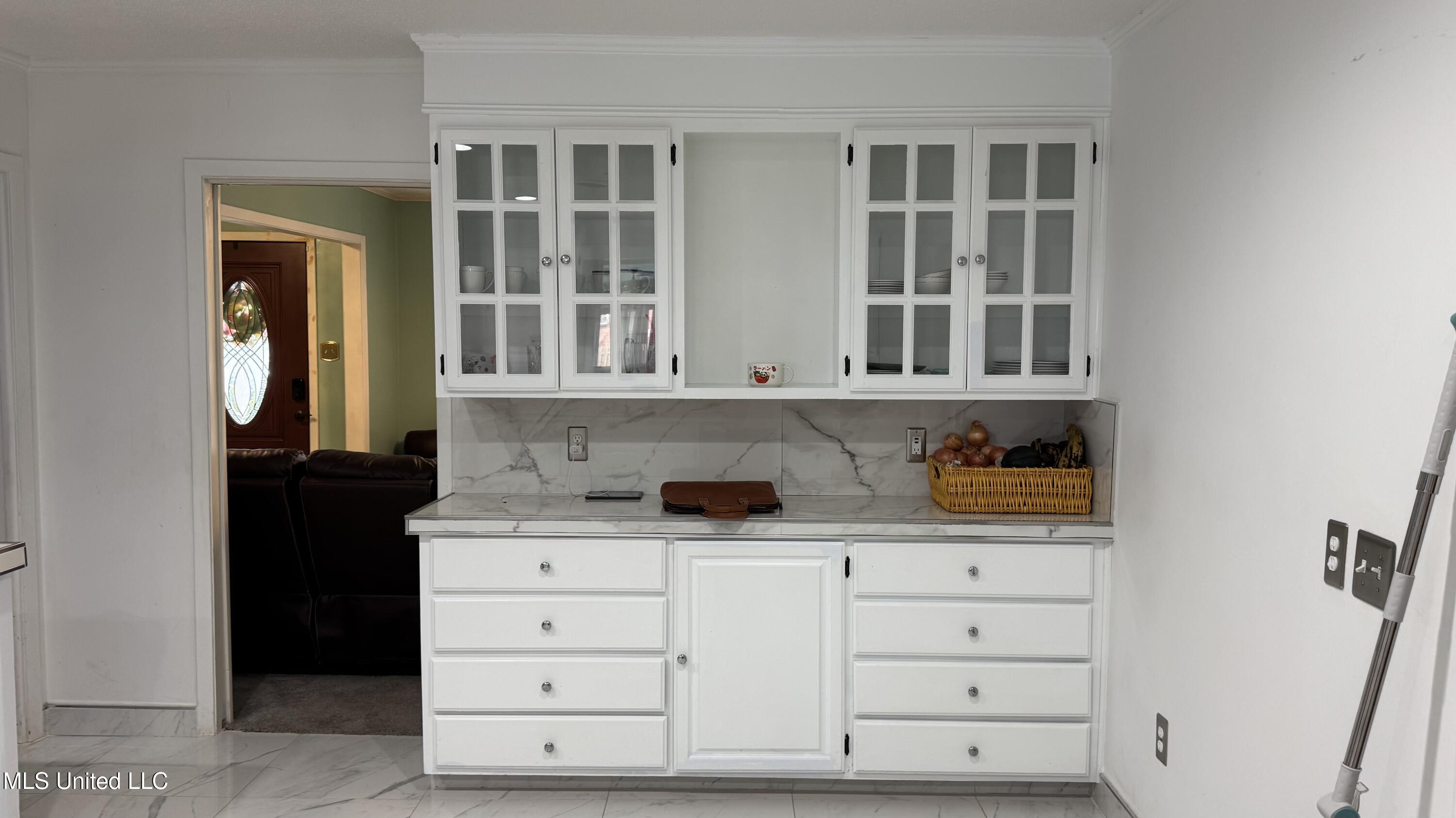 108 Azalea Drive Forest, MS 39074 - Photo 6 of 31 IMG_3703 (1)