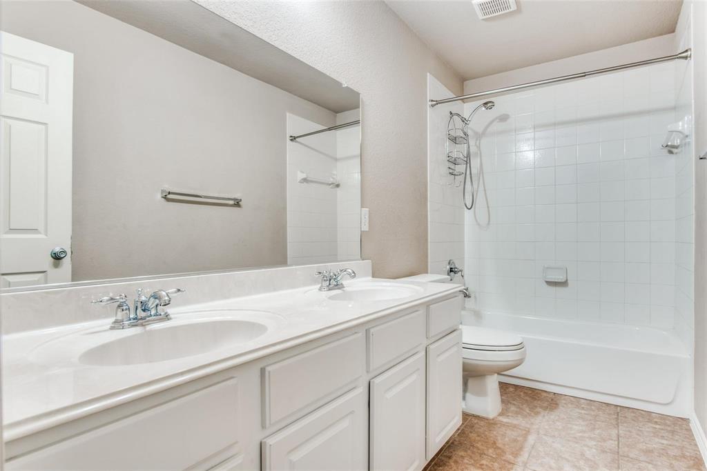 3305 Timber Ridge Trail McKinney, TX 75071 - Photo 11 of 20 Bathroom
