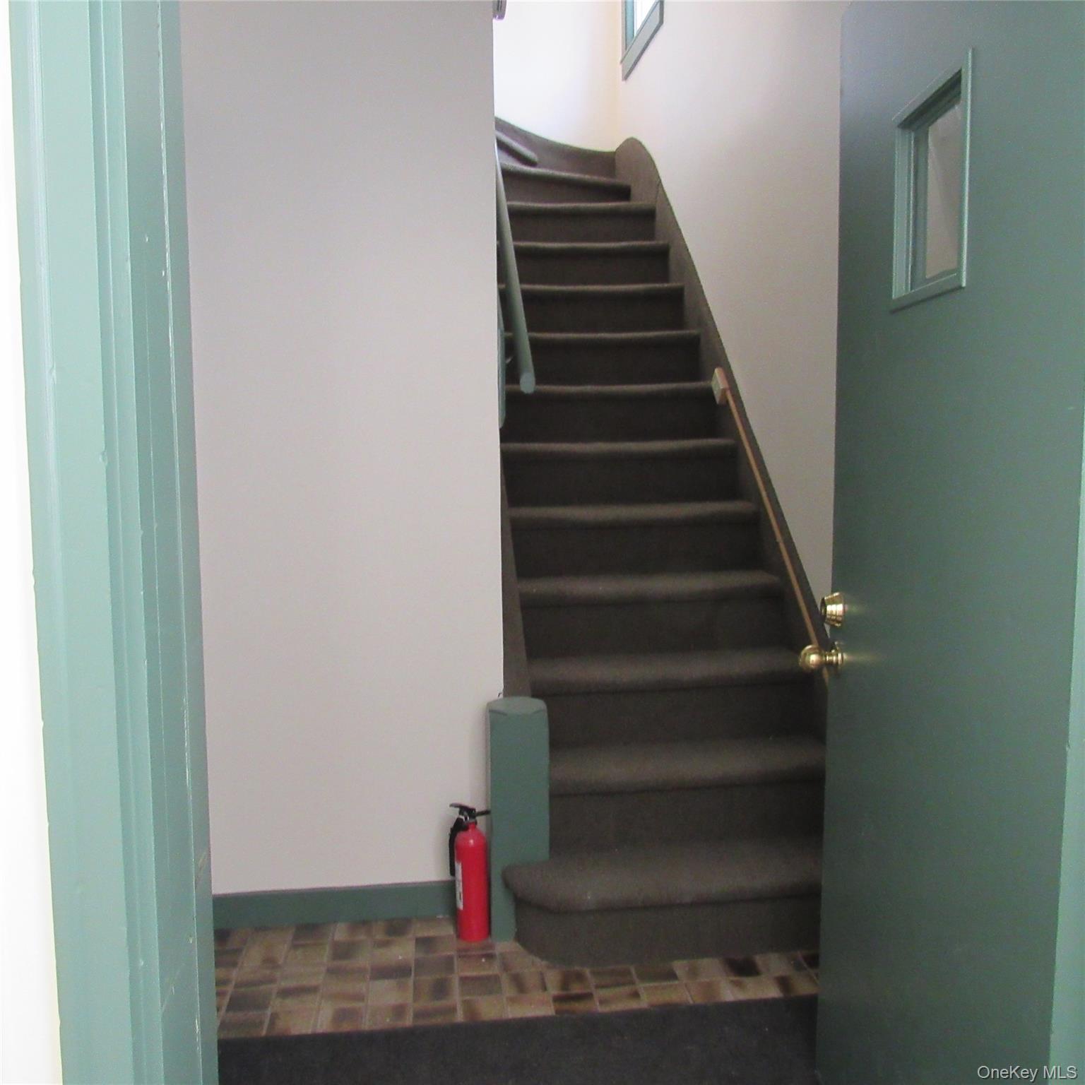35 Taylor Avenue, Unit 2 Poughkeepsie, NY 12601 - Photo 3 of 19 Stairs to apartment