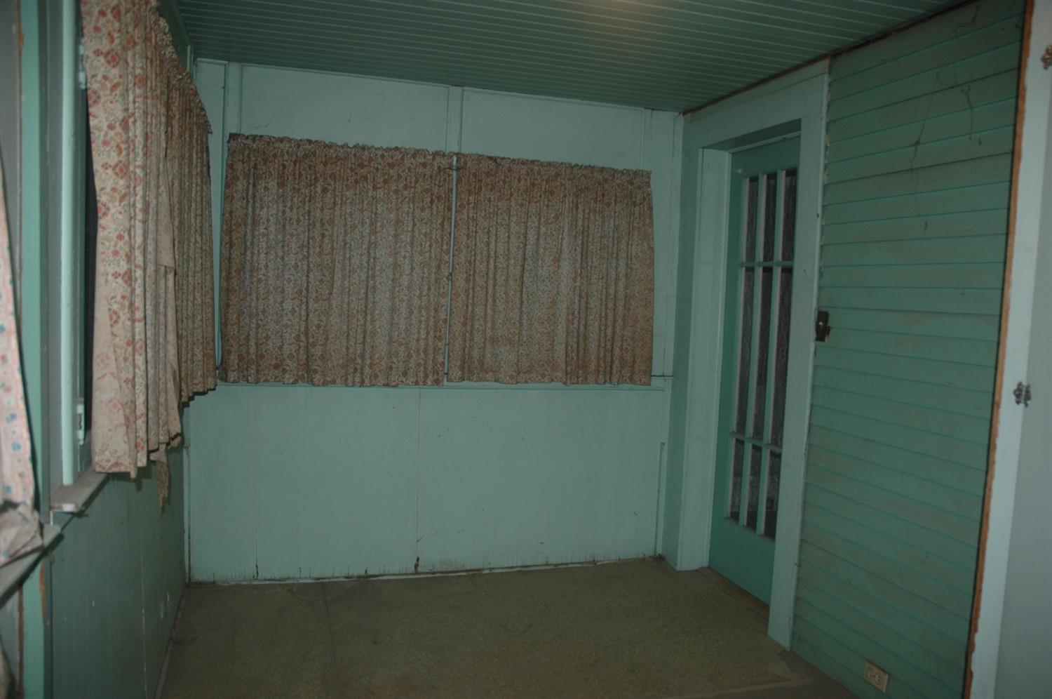 6 Pollasky Avenue Clovis, CA 93612 - Photo 13 of 24 Enclosed Back Porch 2 of 3 photos