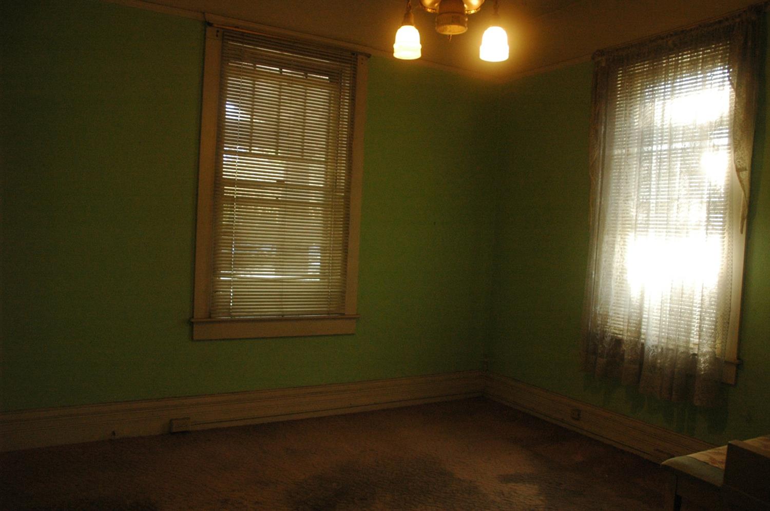 6 Pollasky Avenue Clovis, CA 93612 - Photo 5 of 24 Dining Room 1 of 3 photos