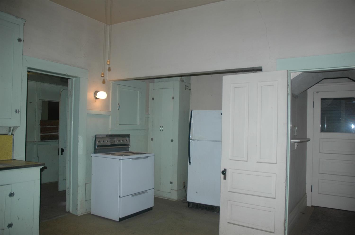 6 Pollasky Avenue Clovis, CA 93612 - Photo 8 of 24 Kitchen 1 of 4 photos