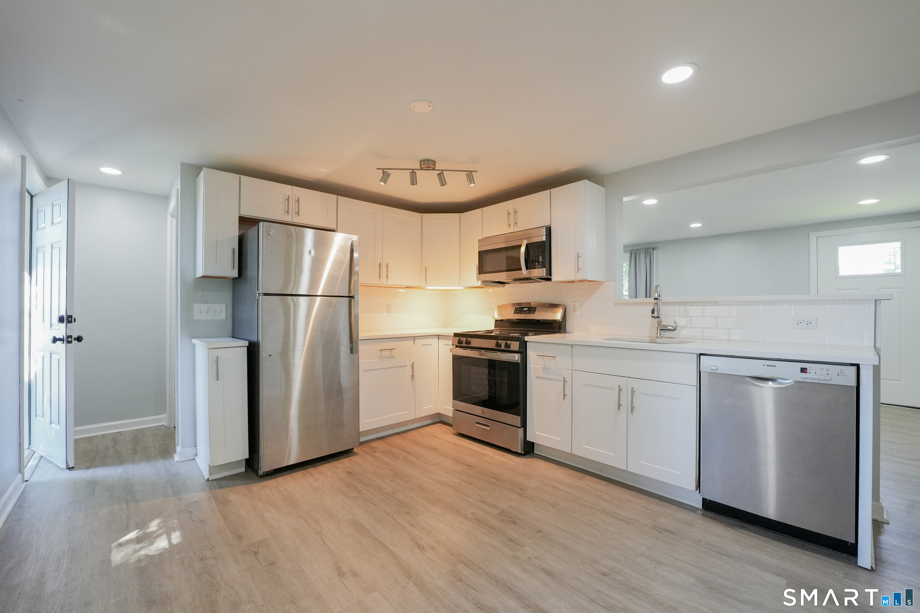 50 Fowler Avenue Torrington, CT 06790 - Photo 7 of 20