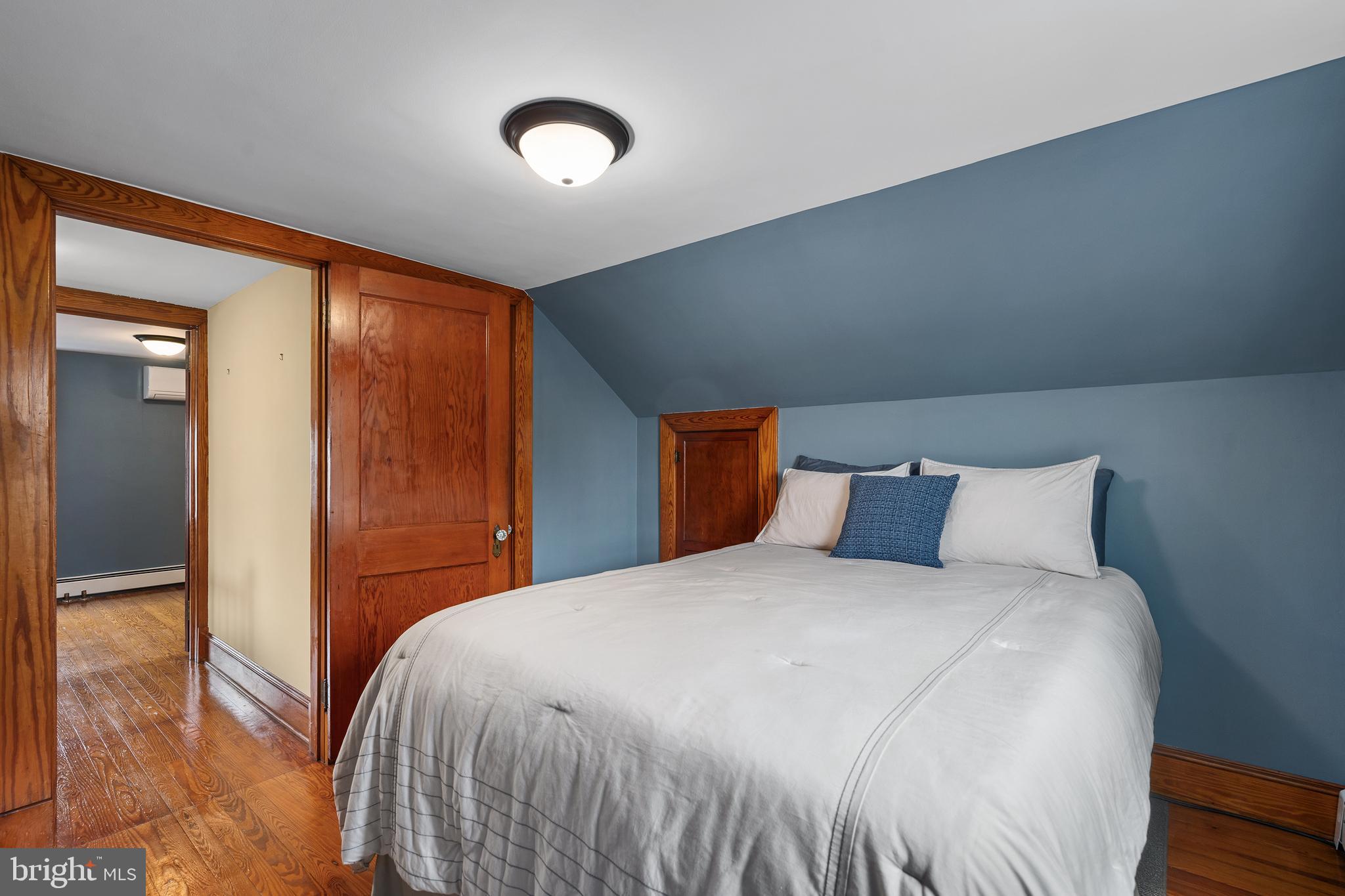 758 North Houcksville Road Hampstead, MD 21074 - Photo 24 of 43 a bedroom with a large bed and a closet