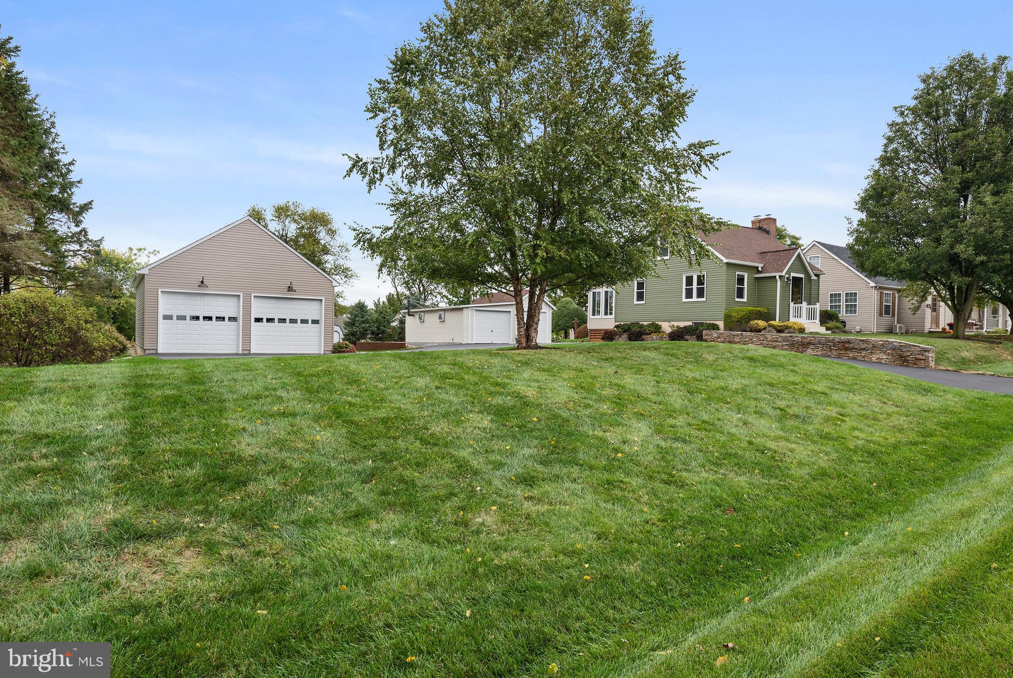 758 North Houcksville Road Hampstead, MD 21074 - Photo 41 of 43 a front view of a house with a yard