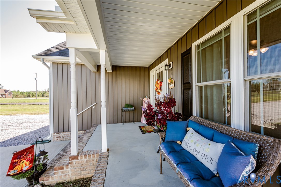 8518 Vaughan Road Petersburg, VA 23805 - Photo 3 of 45