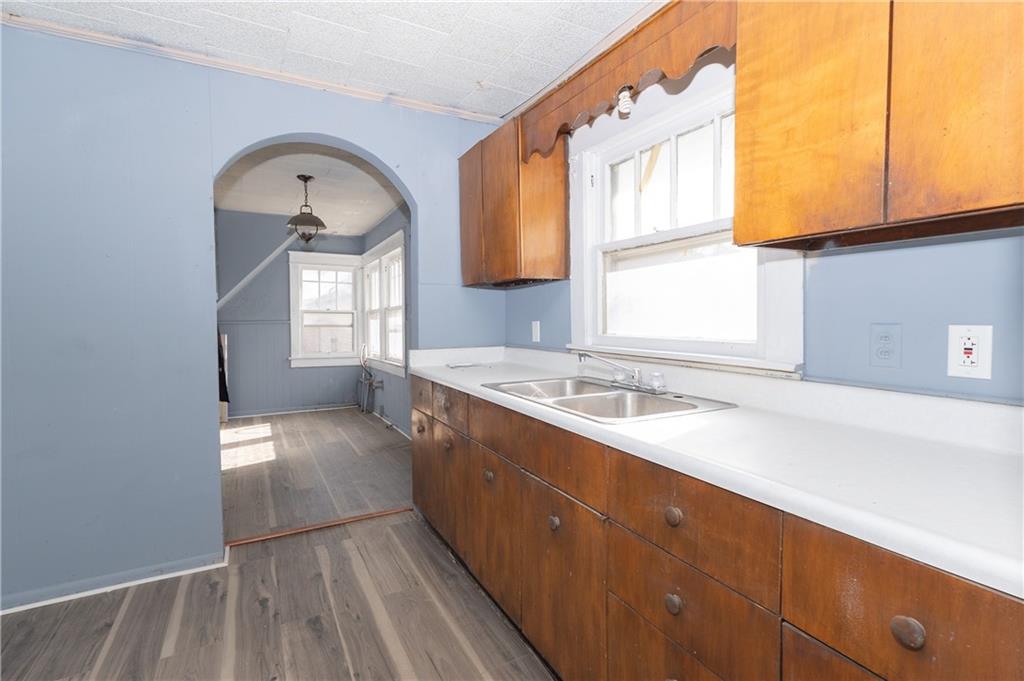 208 South 16th Street Independence, KS 67301 - Photo 13 of 22