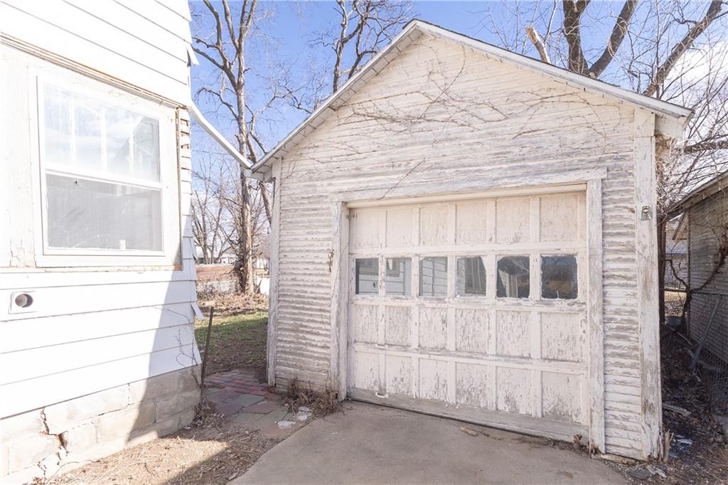 208 South 16th Street Independence, KS 67301 - Photo 22 of 22