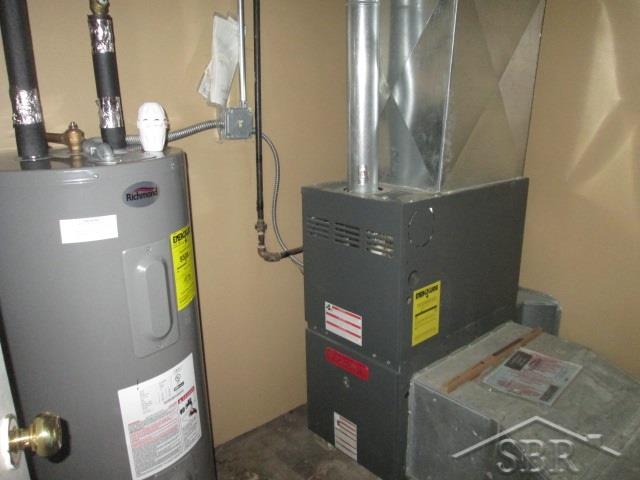 3530 South Graham Road Saginaw, MI 48609 - Photo 15 of 20 31272286-14.JPG