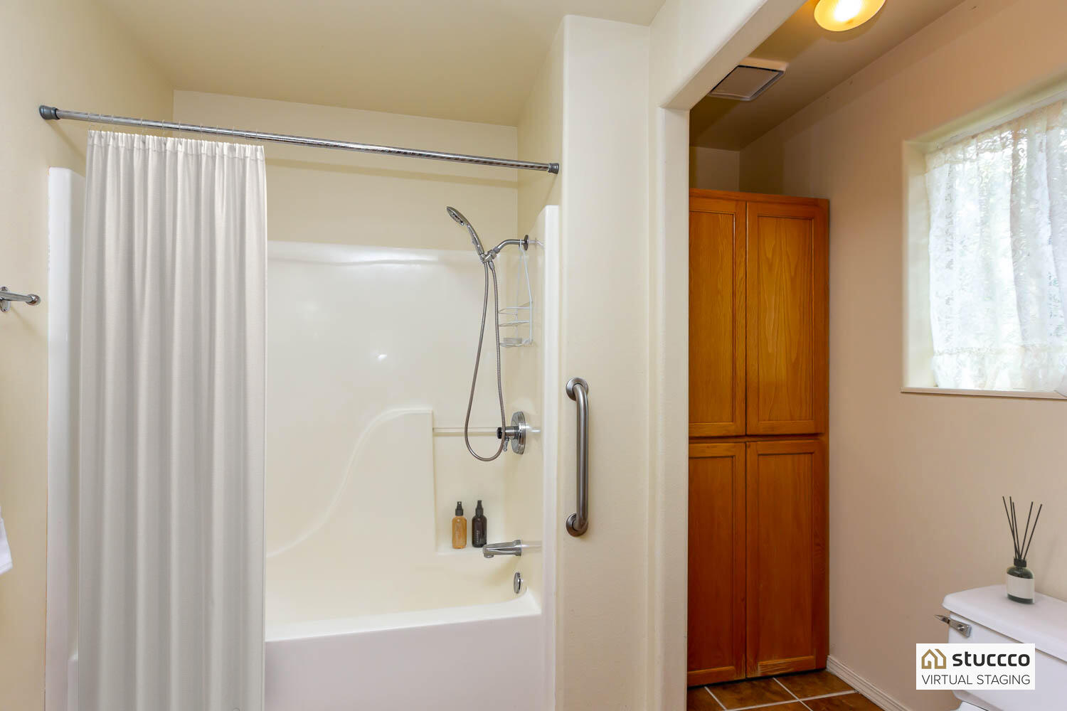 2209 Northeast Wells Acres Road Bend, OR 97701 - Photo 11 of 27 Photo is virtually staged.