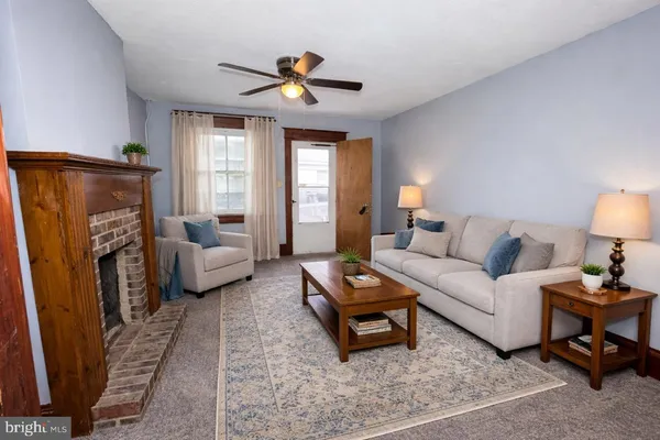 $64,900 | 325 New Castle Street, Minersville, PA 17954