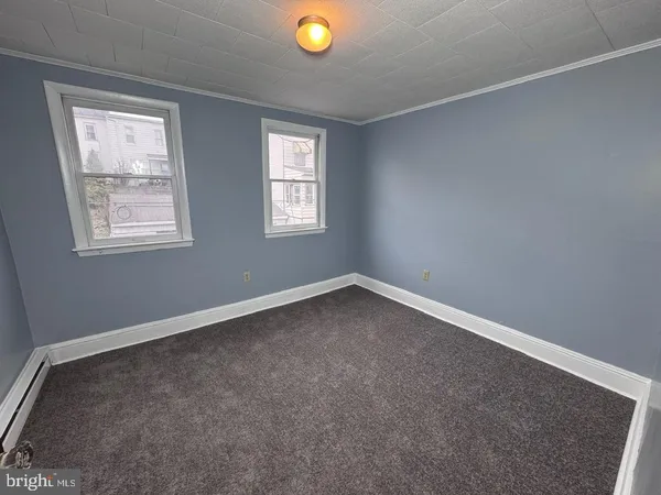 $64,900 | 325 New Castle Street, Minersville, PA 17954