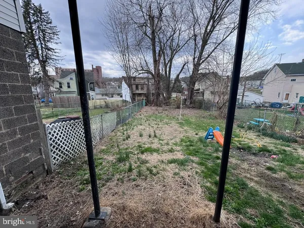 $64,900 | 325 New Castle Street, Minersville, PA 17954